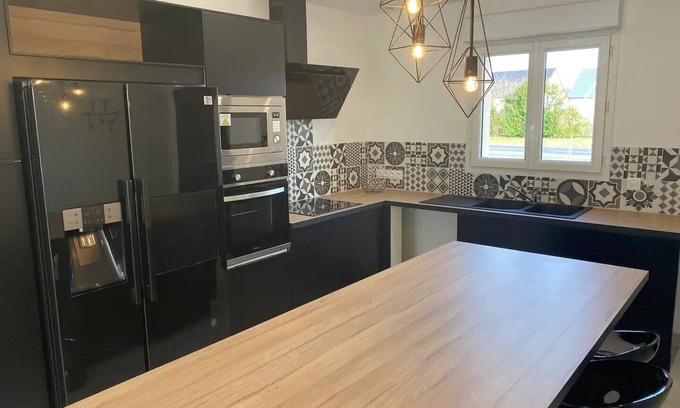 Romorantin-Lanthenay House | La Maison de Jade Close to Beauval Zoo