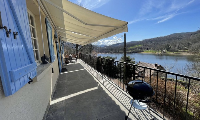 Corancy House | La Maison Les Moulins Vakantiehuis in de Morvan, Uitzicht op Lac de Panneciere