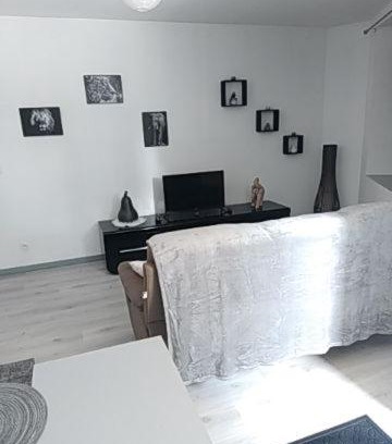 Vendeuvre-sur-Barse House | La Maisonnette
