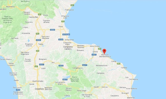 Marina di Mandatoriccio Apartment | LA MARINA RESIDENCE CLUB: Three-roomed apartment (sleeps 4 + 3) # 10