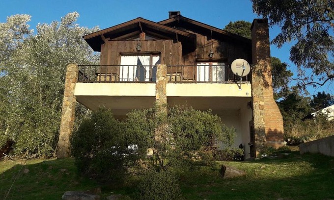Sierra de los Padres House | La Martina