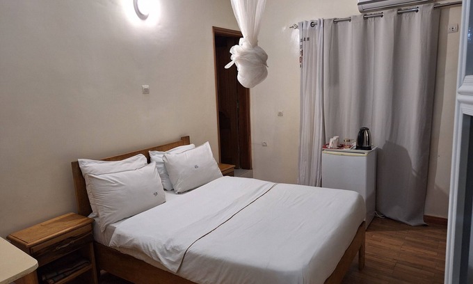 Mboro Apartment | La Mboroise