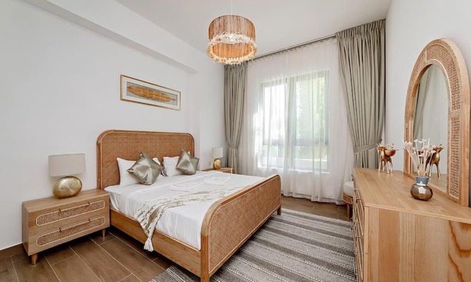 Dubai Apartment | La Mer 1bedroom Private Beach