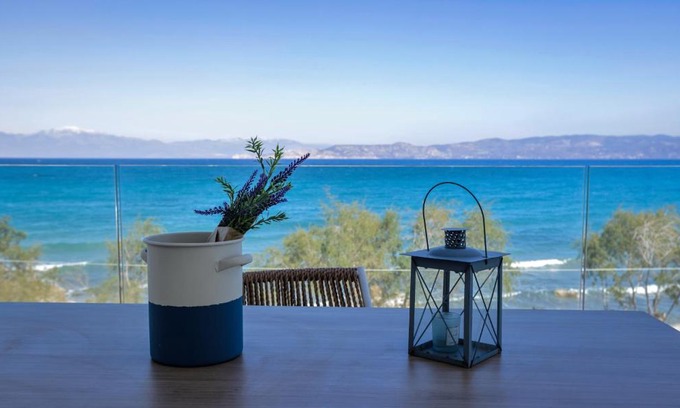 Vrahati Apartment | La Mer Bleue Beachfront Boutique Apartments