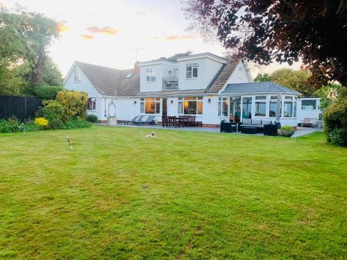 Kingston House | La Mer
