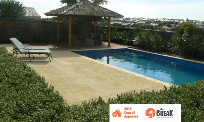 Quinns Rocks House | La Mer - Home with a Pool