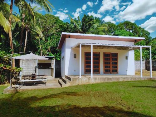 Bagac Villa | La Minimalista