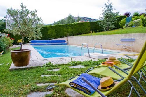 Mirabeau Bed & Breakfast | La Mirabelle - suite familiale de charme en Provence