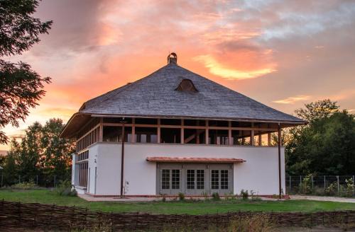 Cornatelu House | La Moșie Bolovani