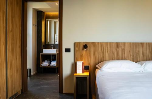 Cernusco Lombardone Hotel | La Molgora Hotel