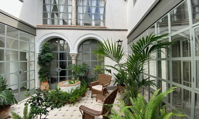 San Pedro Apartment | La Montesina House I Complete apartment in a 19th century mansion for 2 pax