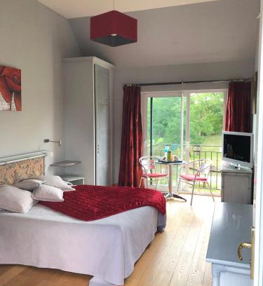 Donnery Apartment | La Motte Melleraye