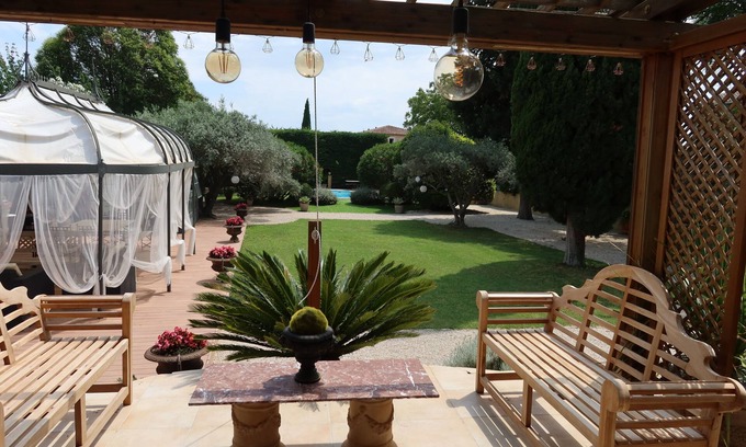 Lancon-Provence Bed & Breakfast | La Mylandre Chambre d'hôtes