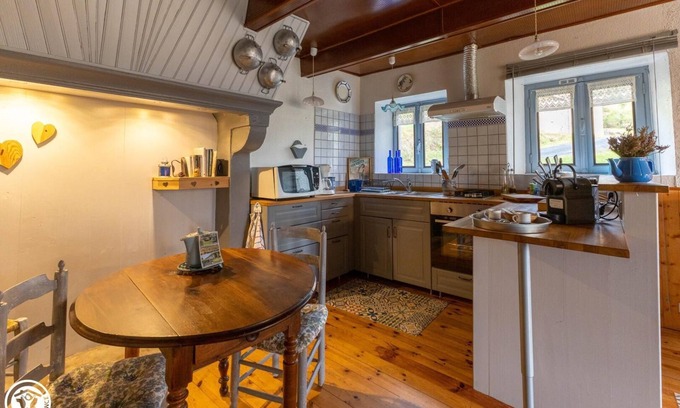 Le Saillant House | La P'tite Maison - Saillant