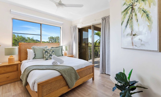 Westcourt Apartment | La Palma Cairns- Resort, 9 Pools & Gym
