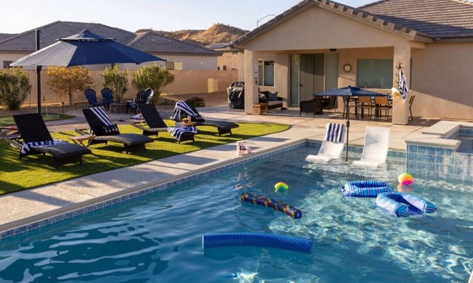 Bunkerville House | La Palmera by J & Amy B105512056 NEW