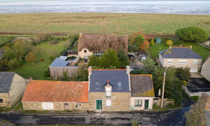 Cherrueix House | "La Palourdine" - Charming escape in the Bay of Mont Saint-Michel at Cherrueix 💕