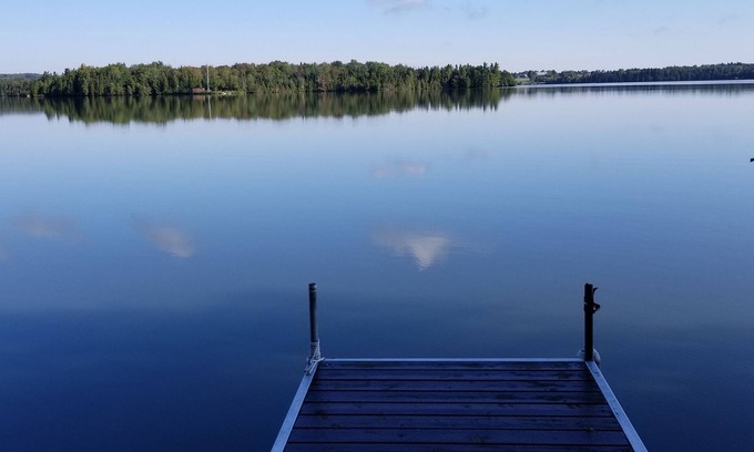 Lac-Drolet House | La Parade du Huard - Lac et Spa
