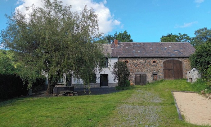 Genouillac House | La Part des Anges - Gîte de Village- Idéal Pour des Vacances à Plusieurs