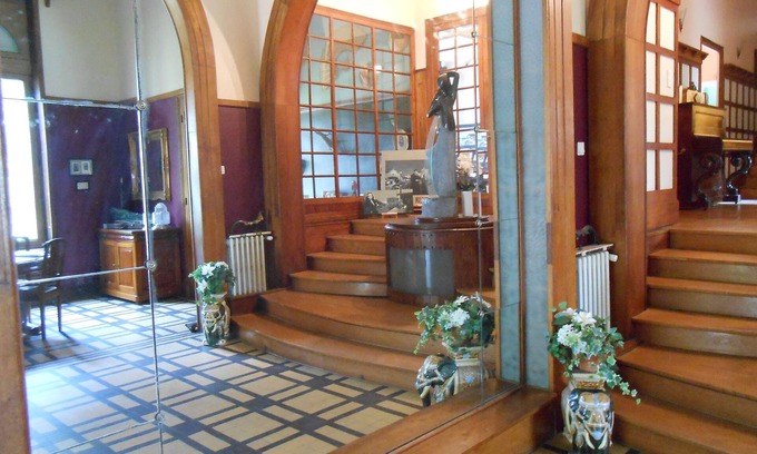 Abrest House | La Passagère