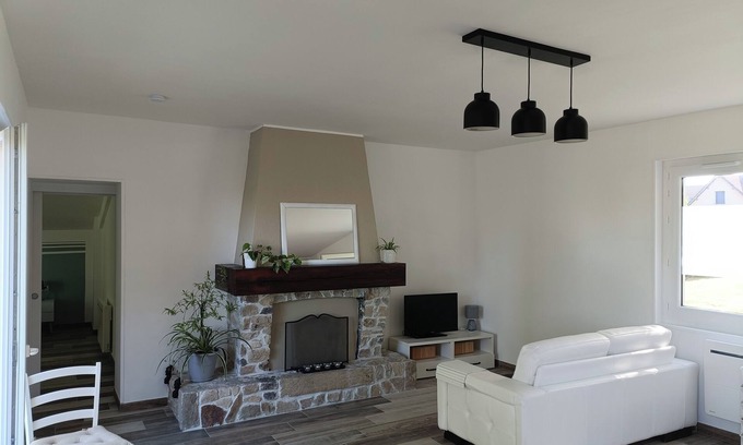 Neuville-sur-Sarthe House | "La Passerelle" Montreuil,le Mans