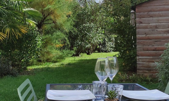 Saintes House | 🐕la Patte Charentaise🐕 Avec Parking Privé. Petit Déjeuner Offert la 1ere Nuit