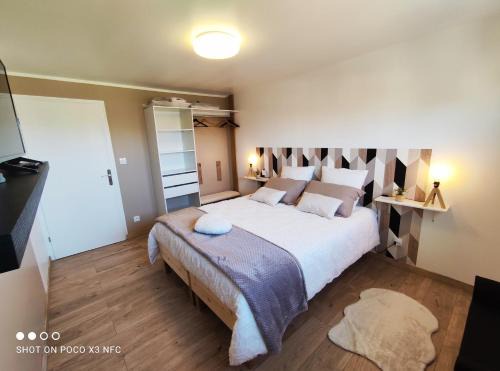 Hinges House | La pause au cub, maison cubique tout confort