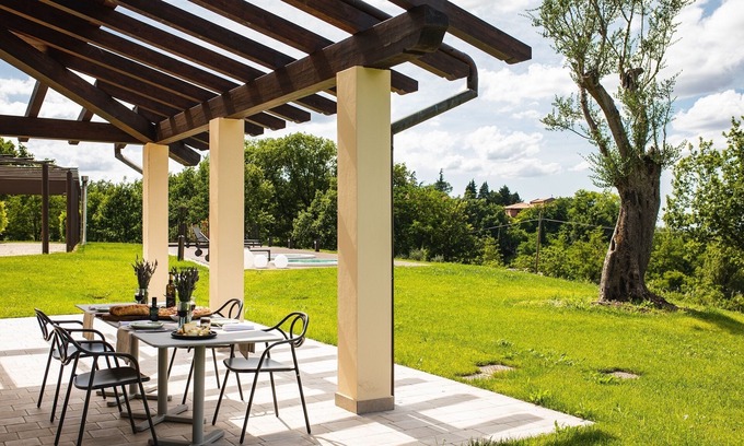Varignana House | LA PERGOLA HOLIDAY HOME
