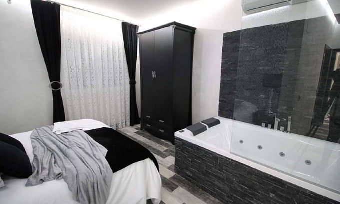 Valdenoches Apartment | La Perla Negra Rural Apartment