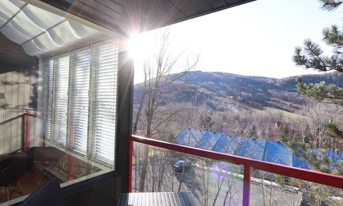 Stoneham House | La Perle Alpine | Mountain, Comfort & Charm