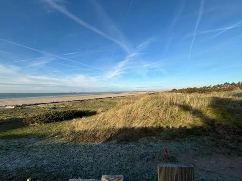 Montmartin-sur-Mer House | La Perle des Dunes- Front de mer- Accès direct plage