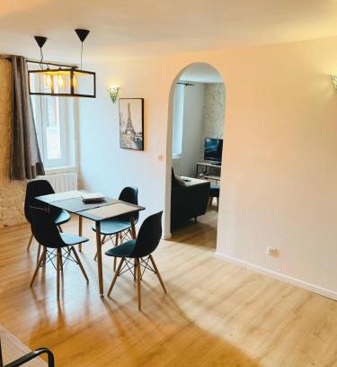 Chambly Apartment | La perle rare Chambly, Proche Parc Astérix , château de Chantilly