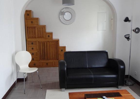 Saint-Nicolas-de-Bourgueil House | La Petite Treille