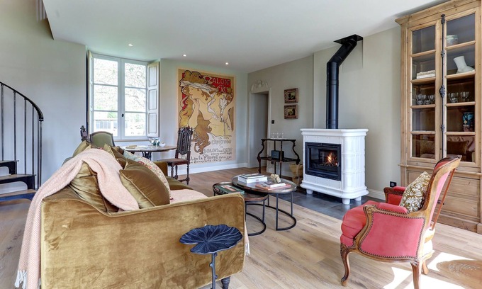 Saponay House | La petite châtelaine - Charmante maison au calme