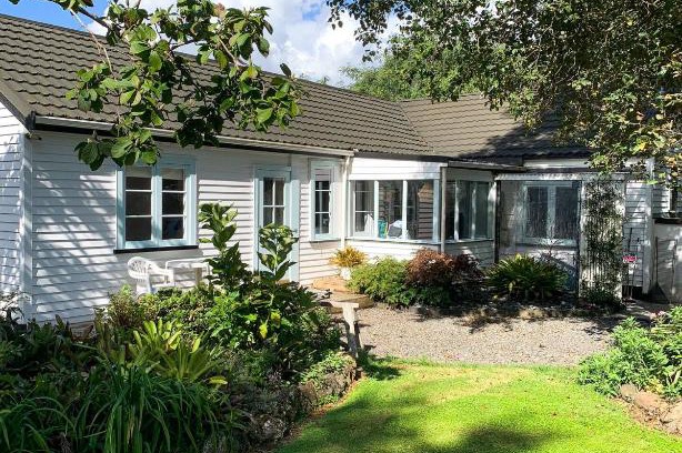 Kerikeri House | La Petite Ferme Manor Kerikeri