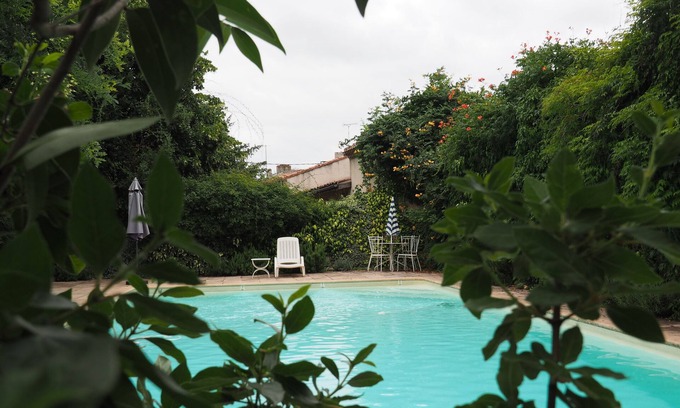 Condom Apartment | La Petite Gensac - Le Grenier Apartment. Sleeps 2