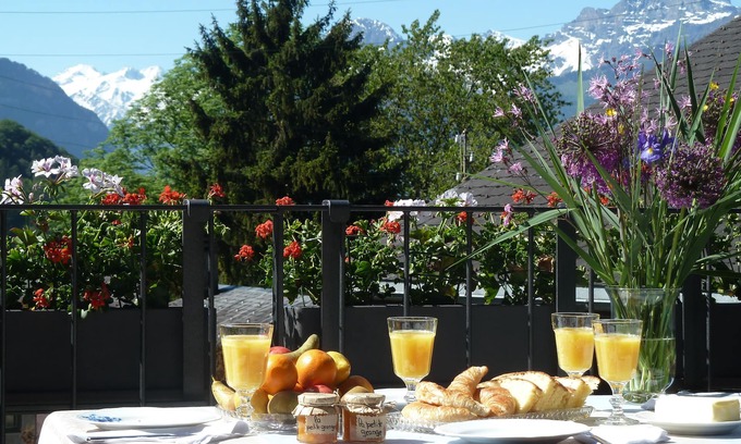 Ollon Cottage | La Petite Grange
