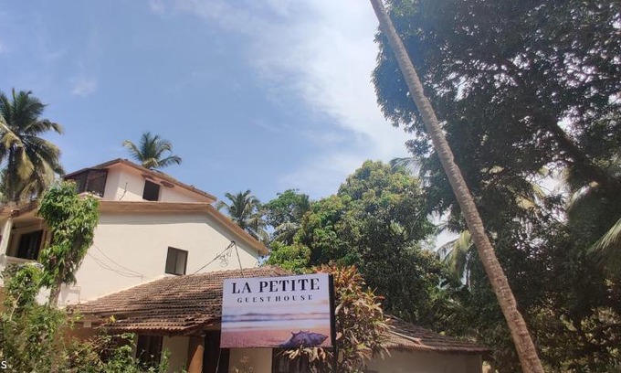 Marmagao House | La Petite Guest House