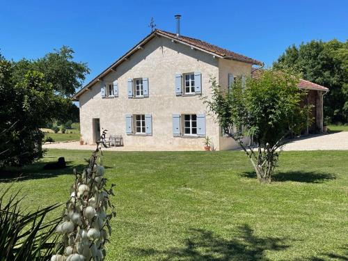 Lagardere House | La Petite Maison