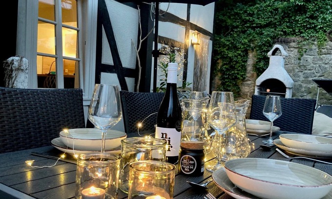 Warburg House | LA PETITE MAISON-Holiday home old town Warburg 10 persons