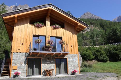Bionaz Apartment | La Petite Marguerite