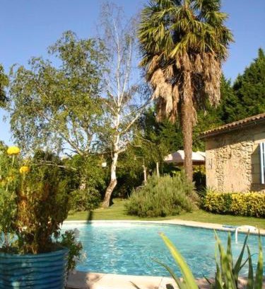 Pujols Bed & Breakfast | La Petite Provence de Touron
