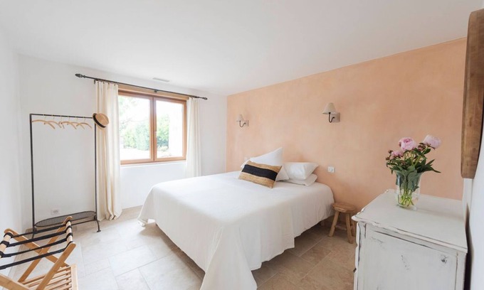 Apt House | La Petite Ruche, 1 bedroom Gite in the Luberon