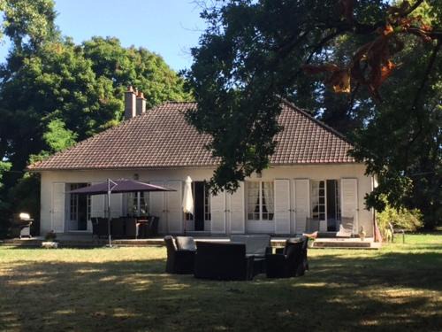 Orval House | La Petite Trolière