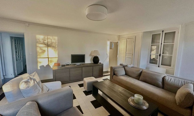 Tracy-sur-Mer House | La Pommeraie, house with very large garden