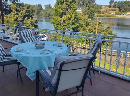 Redondela Apartment | La Portela Riverside