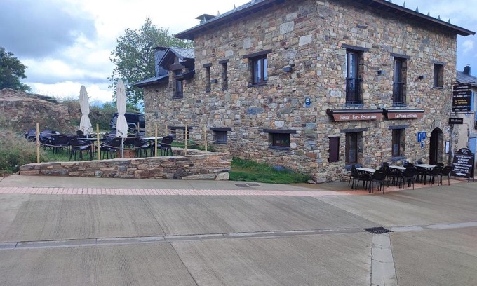 Foncebadon Hotel | La Posada del Druida