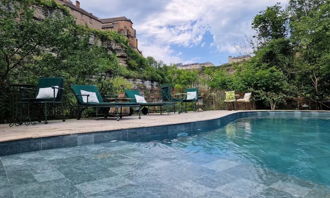 Bozouls House | La Providence, 13th century mill, heated pool, comfortable, view