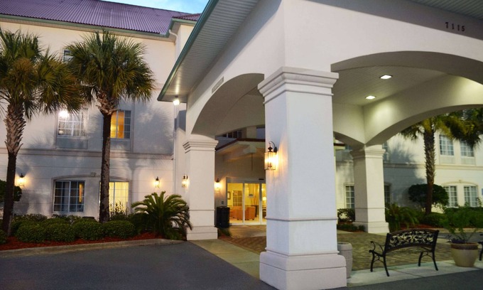 Upper Grand Lagoon Hotel | La Quinta by Wyndham PCB Coastal Palms