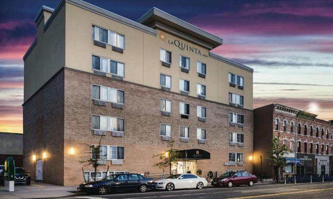 Gowanus Hotel | La Quinta by Wyndham Brooklyn Downtown